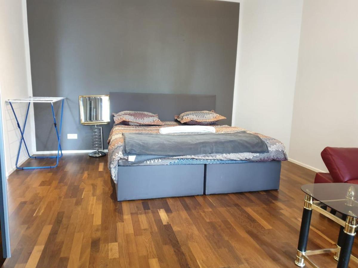 Deluxe Apartment 5P Mm A Wien Exterior foto